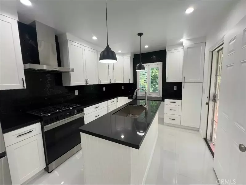 13716 Hoyt, Pacoima, CA 91331