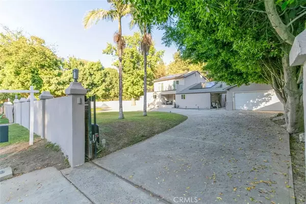 Shadow Hills, CA 91040,9620 Wheatland Avenue