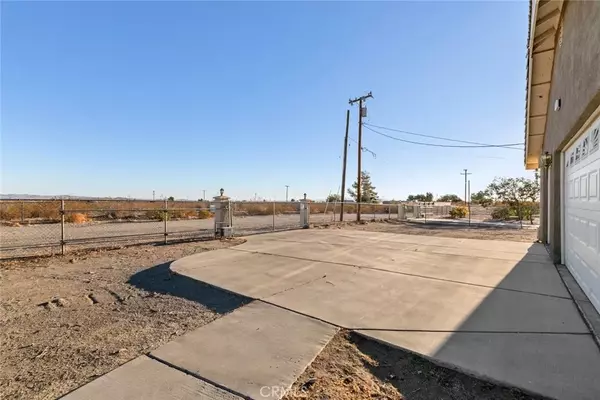 Phelan, CA 92371,4427 Begonia Road