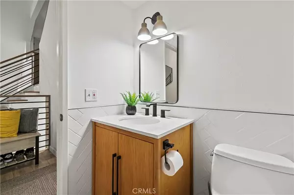 Van Nuys, CA 91405,15050 Sherman Way #226