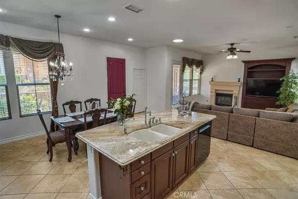 Valencia, CA 91354,23724 Mahogany Court