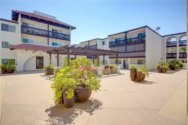 5334 Lindley Avenue #334, Encino, CA 91316