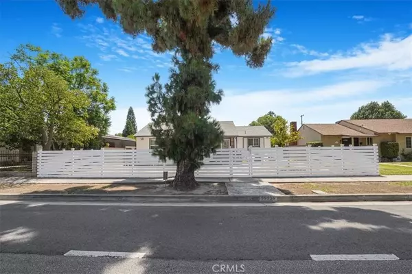 Granada Hills, CA 91344,16038 Devonshire Street