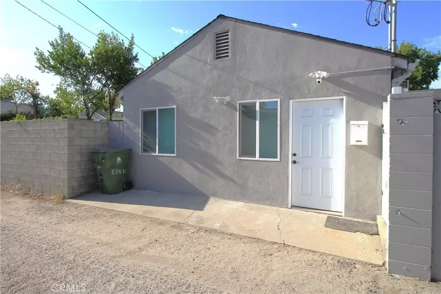 17546 Martha Street, Encino, CA 91316