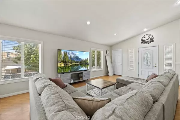 Lake Hughes, CA 93532,42647 Pinecliff Street
