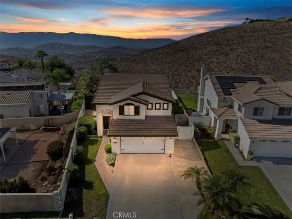 18180 Lakepointe Drive, Riverside, CA 92503