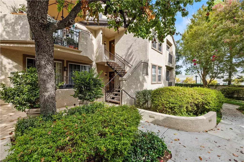 Valencia, CA 91355,24125 Del Monte Drive #156