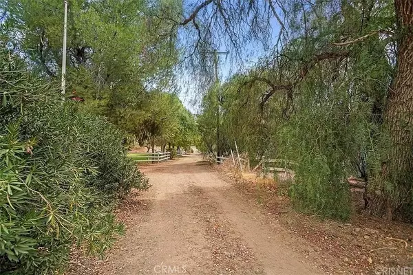 Agua Dulce, CA 91390,14725 Wright Road