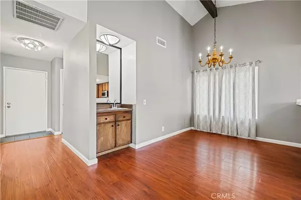 Porter Ranch, CA 91326,11467 Tampa Avenue #153
