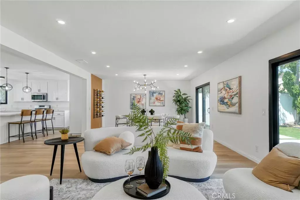 Northridge, CA 91325,8400 Chimineas Avenue