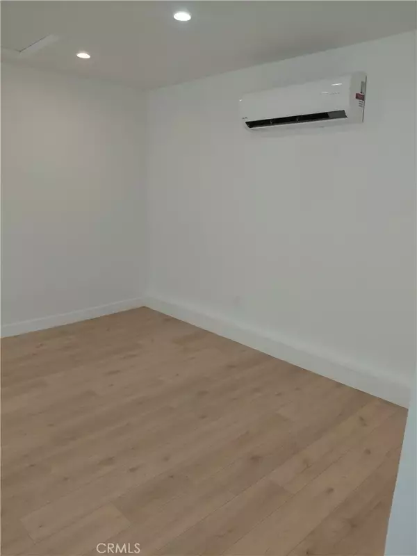 Granada Hills, CA 91344,10326 Debra Avenue