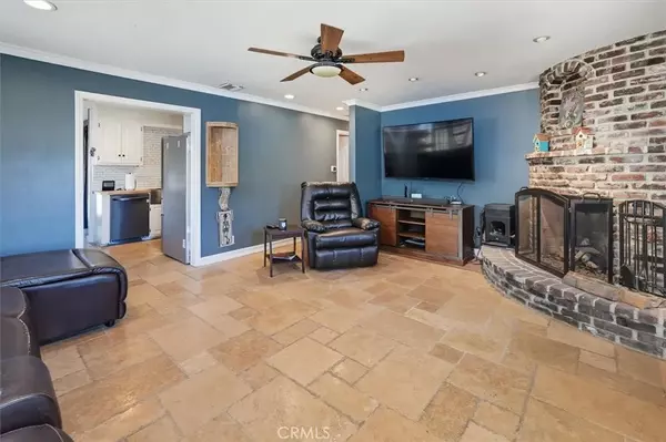 Newhall, CA 91321,25112 De Wolfe Road