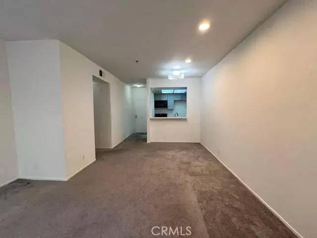 19350 Sherman Way #125, Reseda, CA 91335