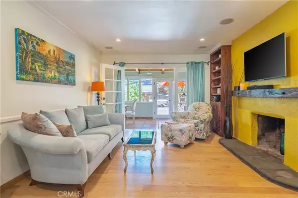 Woodland Hills, CA 91364,5223 Alhama Drive