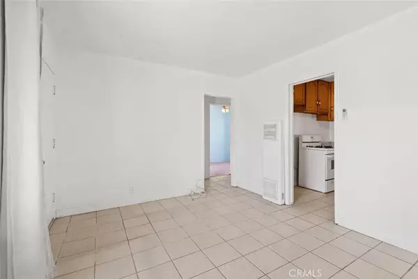 Pacoima, CA 91331,10481 Ilex Avenue