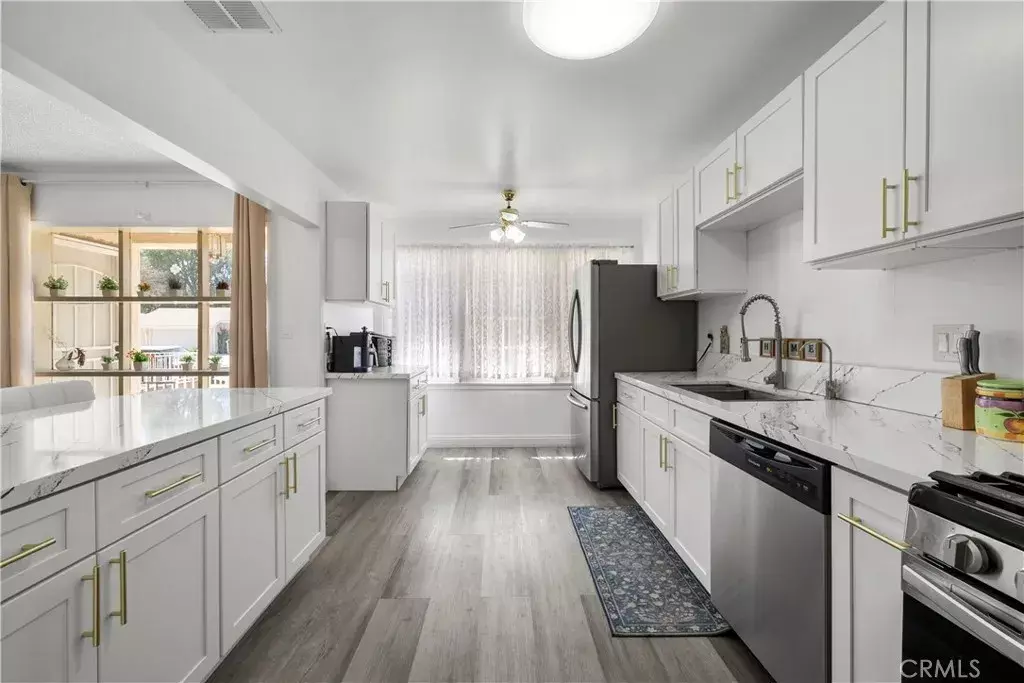 Lancaster, CA 93534,641 W Avenue J9