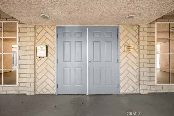 Canoga Park, CA 91303,7233 Loma Verde Avenue