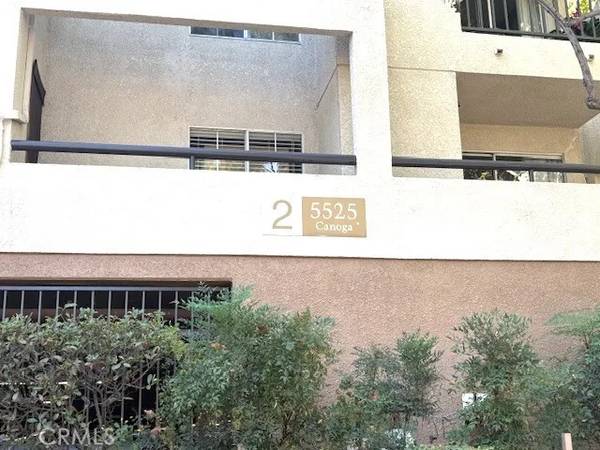Woodland Hills, CA 91367,5525 Canoga Avenue #203
