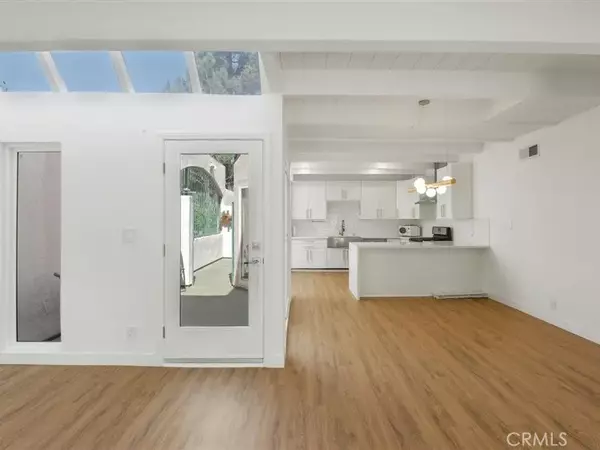 Glendale, CA 91206,400 Monterey Road #11