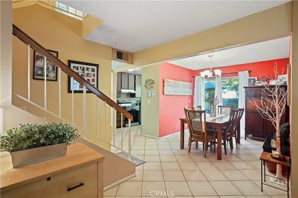 Northridge, CA 91324,18526 Mayall Street #L