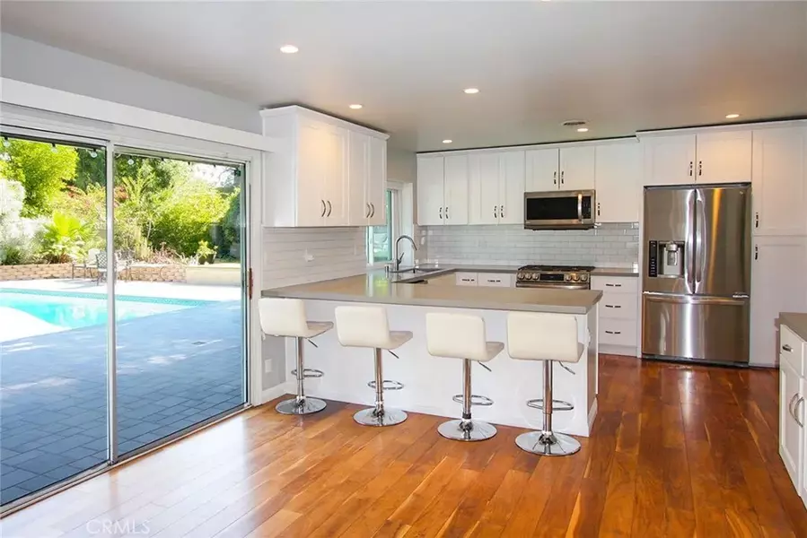 19756 Collier Street, Woodland Hills, CA 91364