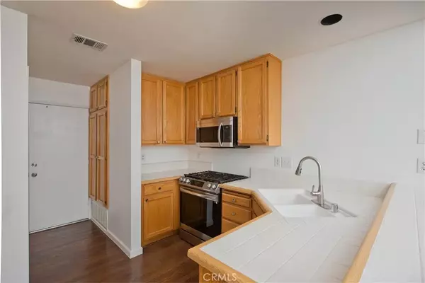 Saugus, CA 91390,28415 Seco Canyon Road #125