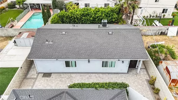 North Hollywood, CA 91605,8227 Ben Avenue