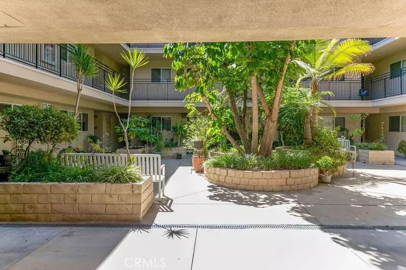 6227 Morse Avenue #307, North Hollywood, CA 91606