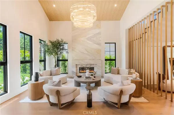 Encino, CA 91436,16711 Moorpark Street