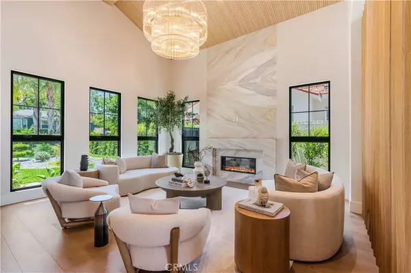 Encino, CA 91436,16711 Moorpark Street