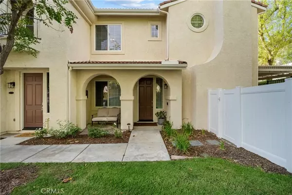 28022 Serra Lane, Valencia, CA 91355