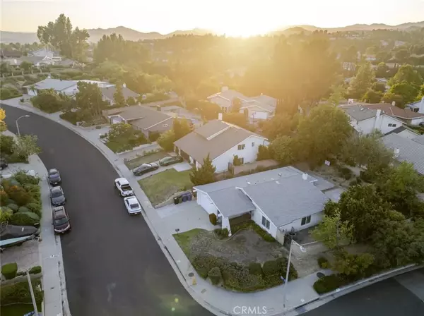 Porter Ranch, CA 91326,11685 Amigo Avenue