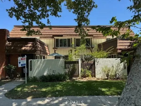 10068 Larwin #2, Chatsworth, CA 91311