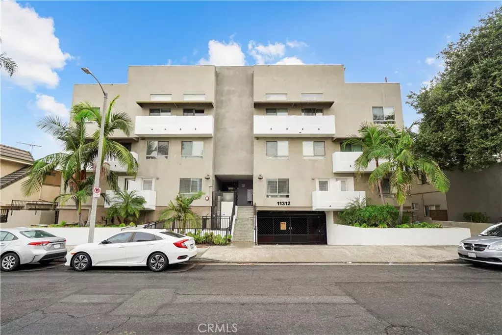 North Hollywood, CA 91601,11312 Huston Street #4
