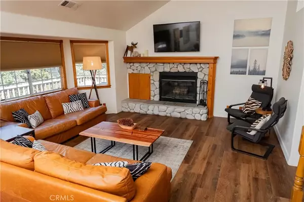 Lake Arrowhead, CA 92352,884 Grass Valley Road