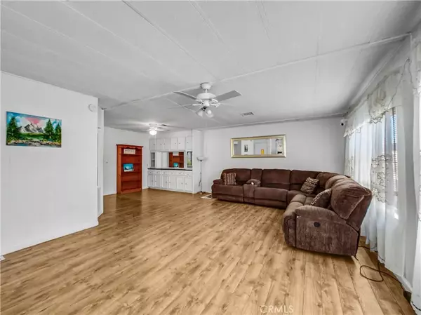La Habra, CA 90631,1001 W Lambert #20
