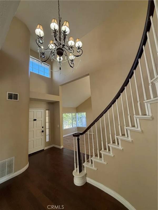 Saugus, CA 91350,22016 Conway Place