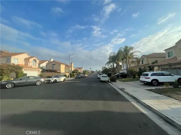 North Hollywood, CA 91605,7547 bellingham Avenue