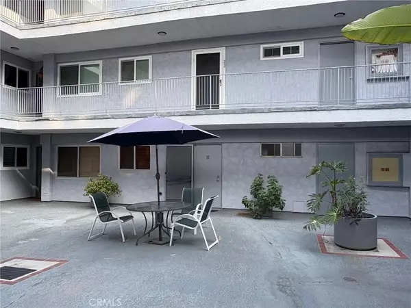 14414 Addison Street #18, Sherman Oaks, CA 91423