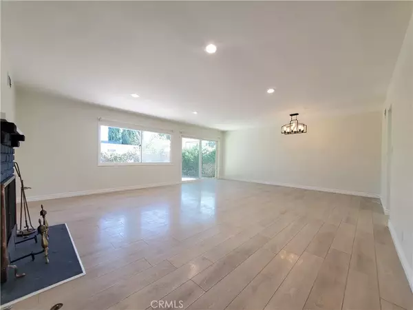 Granada Hills, CA 91344,17623 Clymer Street