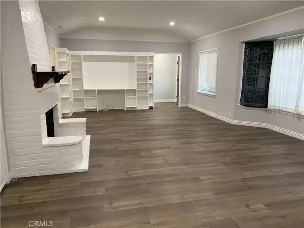 Reseda, CA 91335,7233 Enfield