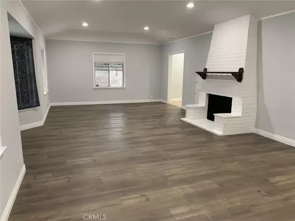 Reseda, CA 91335,7233 Enfield