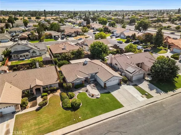 Bakersfield, CA 93312,11115 Lakewood Court