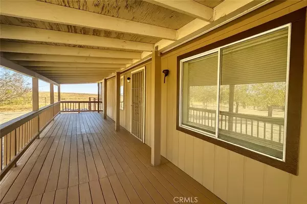 Rosamond, CA 93560,5830 Holiday Avenue