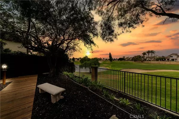 Oxnard, CA 93036,2207 Inverness Court