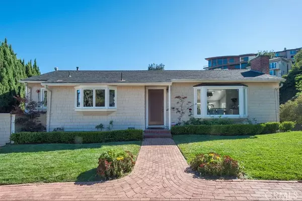 Los Angeles, CA 90068,7120 Pacific View Dr.