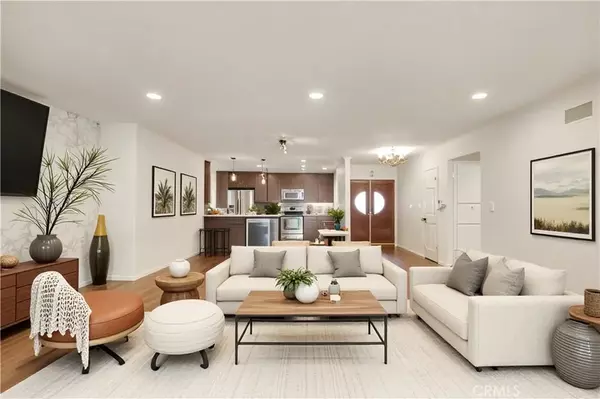 Woodland Hills, CA 91367,23932 Oxnard Street