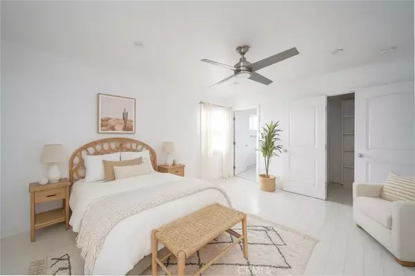 Woodland Hills, CA 91303,22149 Victory Boulevard