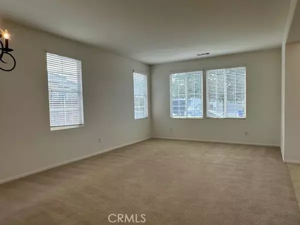 Lancaster, CA 93536,43142 Hampton Street