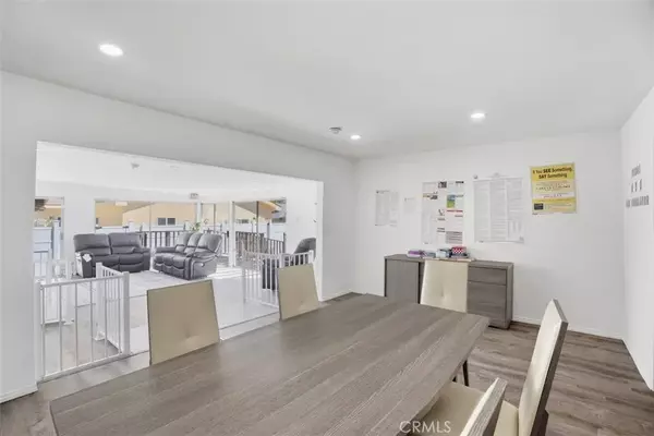 Reseda, CA 91335,7958 Tampa Ave